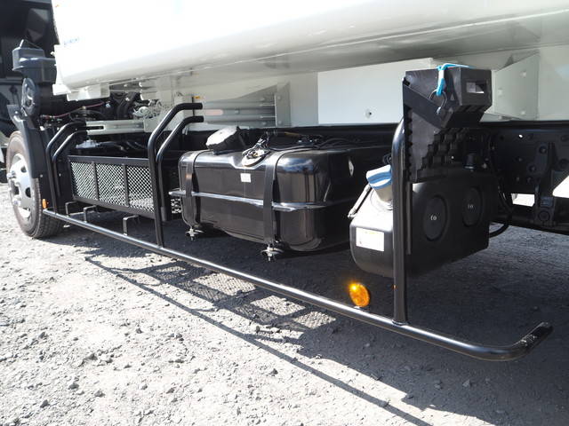 三菱ふそうファイターパッカー車（塵芥車）中型（4t）[写真31]