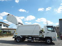 三菱ふそうファイターパッカー車（塵芥車）中型（4t）[写真09]