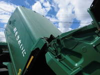 日野レンジャーパッカー車（塵芥車）中型（4t）[写真18]