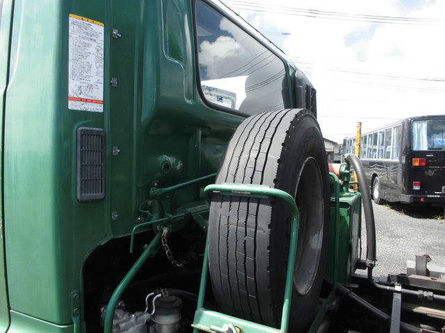 日野レンジャーパッカー車（塵芥車）中型（4t）[写真20]