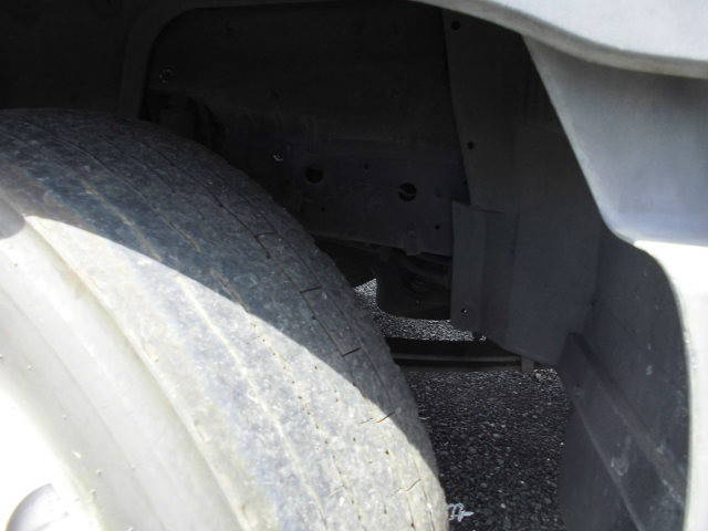 日野レンジャーパッカー車（塵芥車）中型（4t）[写真21]