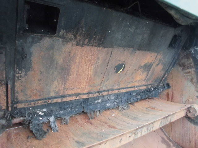 日野レンジャーパッカー車（塵芥車）中型（4t）[写真06]