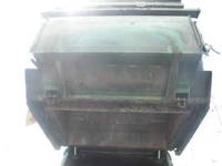 日野レンジャーパッカー車（塵芥車）中型（4t）[写真10]