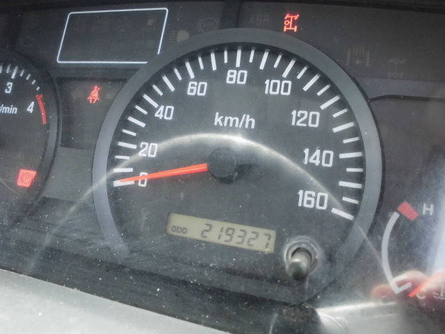 いすゞエルフパッカー車（塵芥車）小型（2t・3t）[写真24]