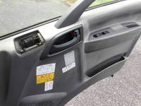 いすゞエルフパッカー車（塵芥車）小型（2t・3t）[写真26]