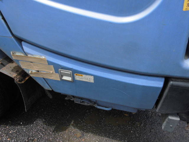 いすゞエルフパッカー車（塵芥車）小型（2t・3t）[写真04]