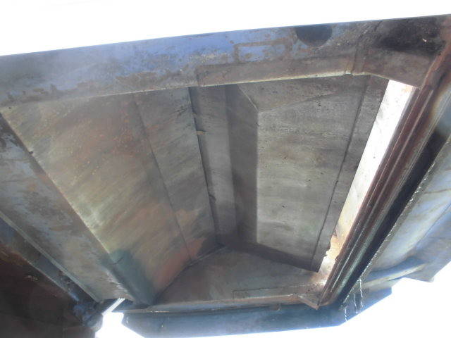 いすゞエルフパッカー車（塵芥車）小型（2t・3t）[写真08]