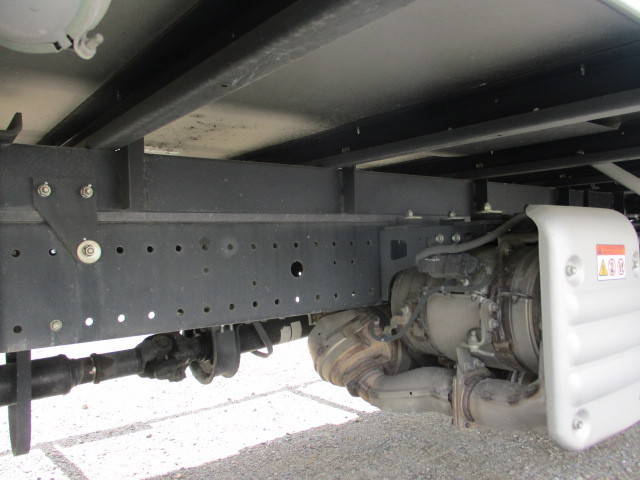 日野デュトロ冷凍車（冷蔵車）小型（2t・3t）[写真17]