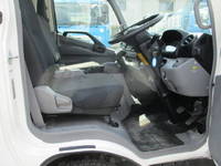 日野デュトロ冷凍車（冷蔵車）小型（2t・3t）[写真20]