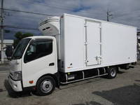 日野デュトロ冷凍車（冷蔵車）小型（2t・3t）[写真01]
