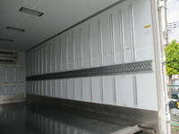 日野デュトロ冷凍車（冷蔵車）小型（2t・3t）[写真33]