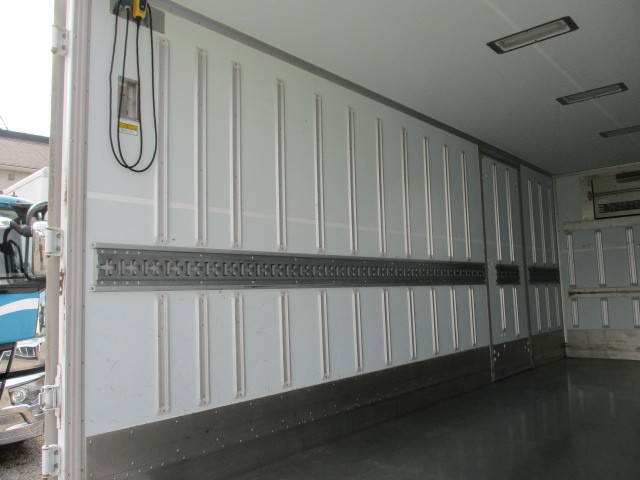 日野デュトロ冷凍車（冷蔵車）小型（2t・3t）[写真33]