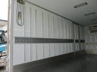 日野デュトロ冷凍車（冷蔵車）小型（2t・3t）[写真34]