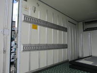 いすゞエルフ冷凍車（冷蔵車）小型（2t・3t）[写真19]