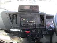 いすゞエルフ冷凍車（冷蔵車）小型（2t・3t）[写真26]