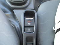 いすゞエルフ冷凍車（冷蔵車）小型（2t・3t）[写真31]