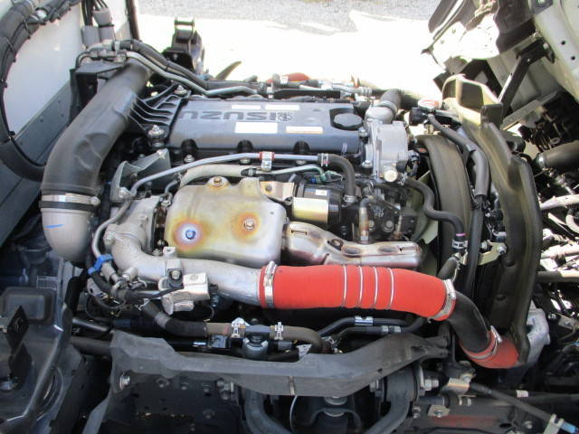 いすゞエルフ冷凍車（冷蔵車）小型（2t・3t）[写真34]