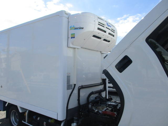 いすゞエルフ冷凍車（冷蔵車）小型（2t・3t）[写真36]