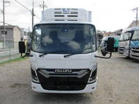 いすゞエルフ冷凍車（冷蔵車）小型（2t・3t）[写真05]