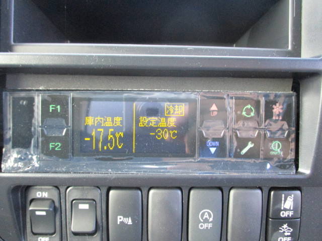 日野デュトロ冷凍車（冷蔵車）小型（2t・3t）[写真17]