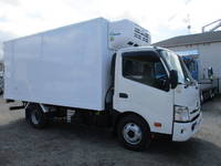 日野デュトロ冷凍車（冷蔵車）小型（2t・3t）[写真01]