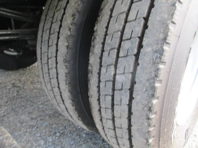 日野デュトロ冷凍車（冷蔵車）小型（2t・3t）[写真09]