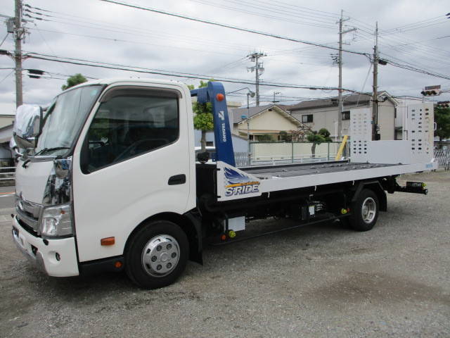 日野デュトロキャリアカー小型（2t・3t）[写真03]