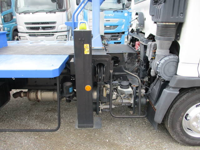 日野レンジャー高所作業車中型（4t）[写真14]