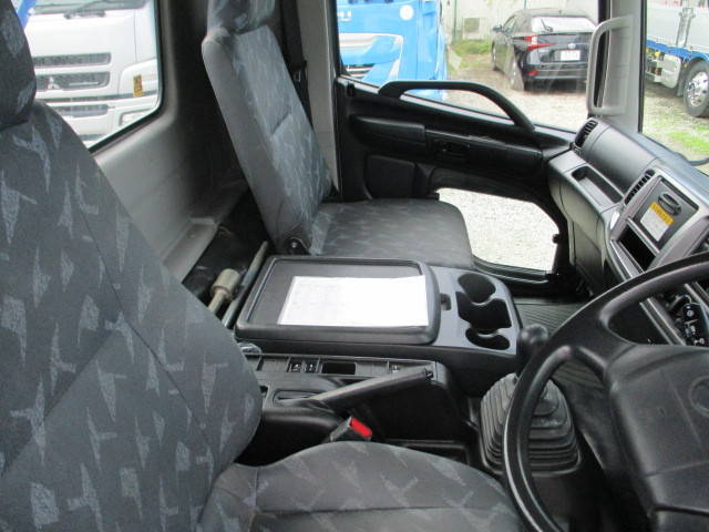 日野レンジャー高所作業車中型（4t）[写真28]