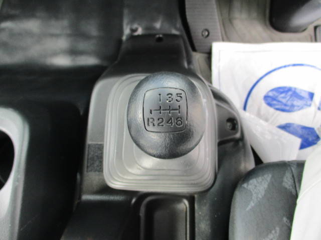 日野レンジャー高所作業車中型（4t）[写真31]