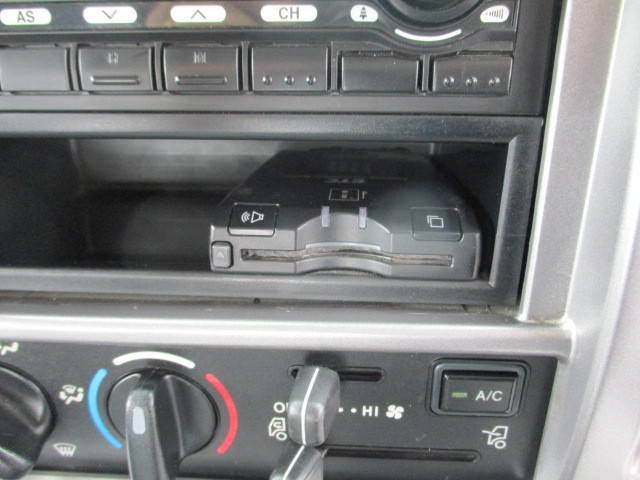 日野レンジャー高所作業車中型（4t）[写真32]