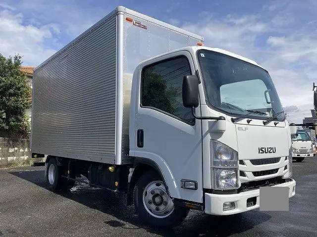 いすゞエルフアルミバン2017年(平成29年)TRG-NMR85AN