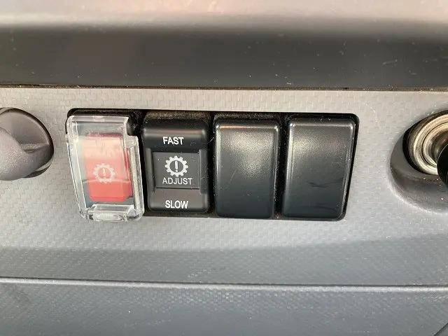 いすゞエルフアルミバン小型（2t・3t）[写真28]