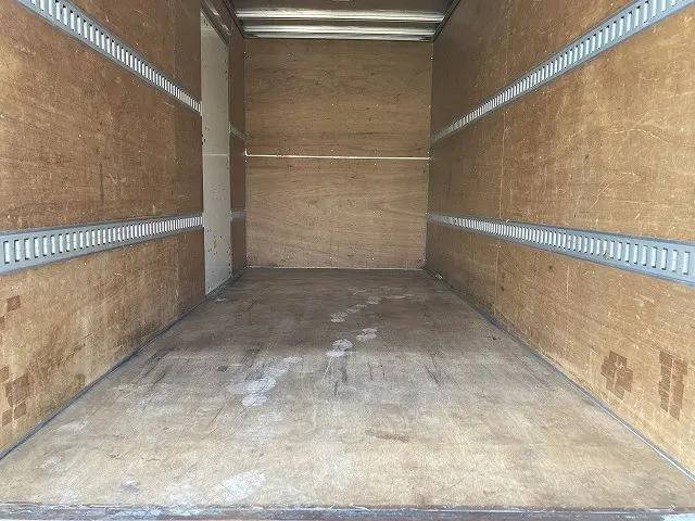 いすゞエルフアルミバン小型（2t・3t）[写真09]