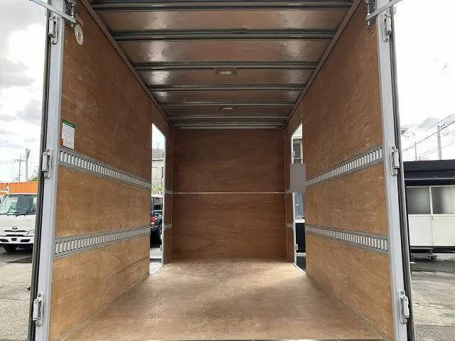 いすゞエルフアルミバン小型（2t・3t）[写真12]