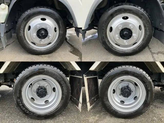 いすゞエルフアルミバン小型（2t・3t）[写真17]