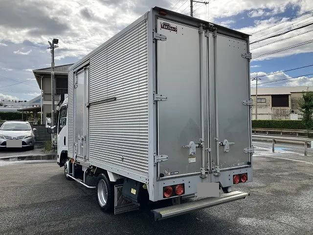 いすゞエルフアルミバン小型（2t・3t）[写真02]