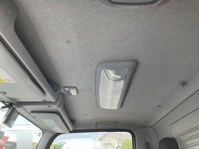 いすゞエルフアルミバン小型（2t・3t）[写真33]