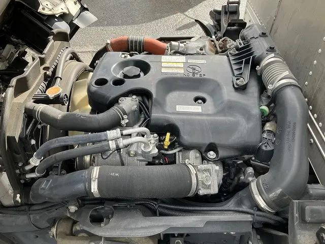 いすゞエルフアルミバン小型（2t・3t）[写真36]