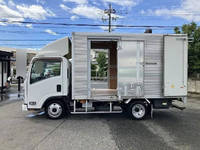 いすゞエルフアルミバン小型（2t・3t）[写真10]