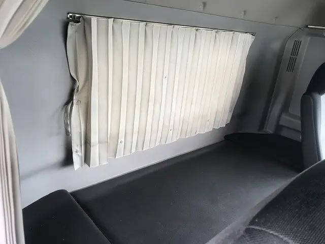 日野プロフィアダンプ大型（10t）[写真17]