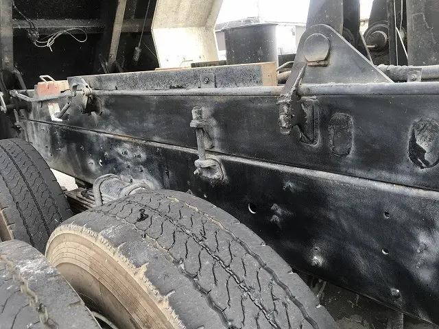 日野プロフィアダンプ大型（10t）[写真26]