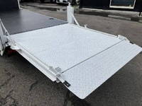 三菱ふそうキャンター平ボディ小型（2t・3t）[写真11]