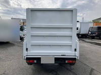 三菱ふそうキャンター平ボディ小型（2t・3t）[写真08]