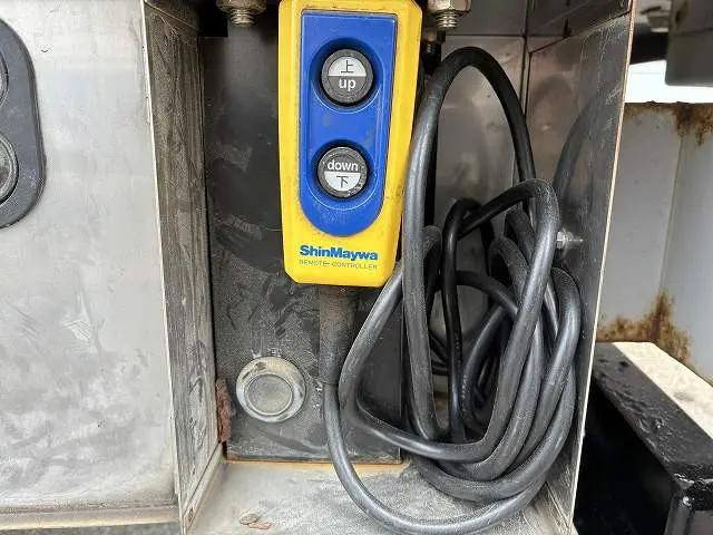 日野デュトロアルミブロック小型（2t・3t）[写真33]