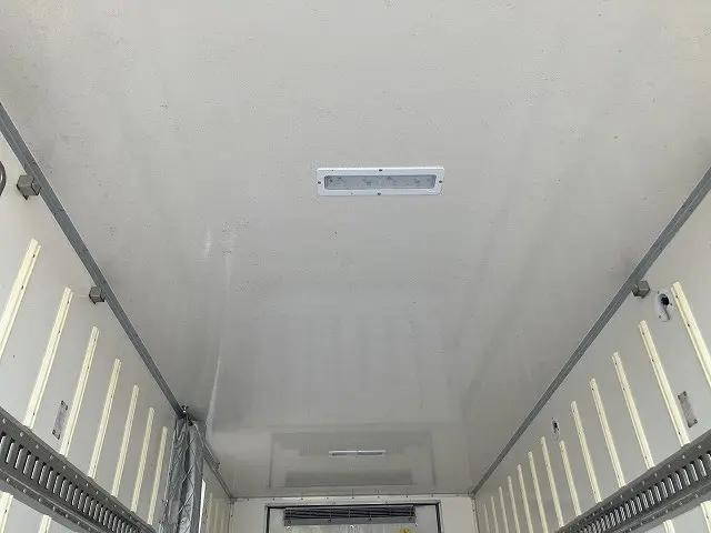 日野デュトロ冷凍車（冷蔵車）小型（2t・3t）[写真14]