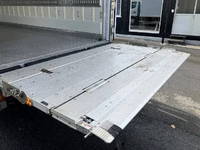 日野デュトロ冷凍車（冷蔵車）小型（2t・3t）[写真16]