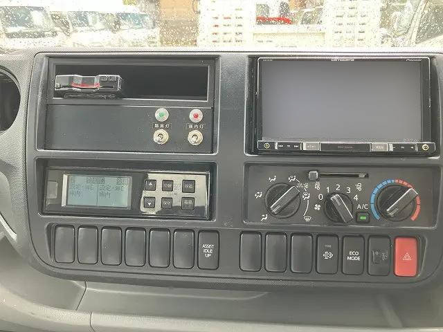 日野デュトロ冷凍車（冷蔵車）小型（2t・3t）[写真39]