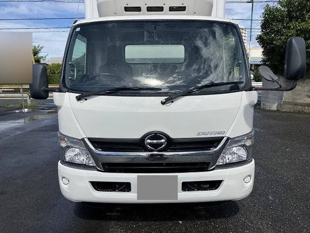 日野デュトロ冷凍車（冷蔵車）小型（2t・3t）[写真05]