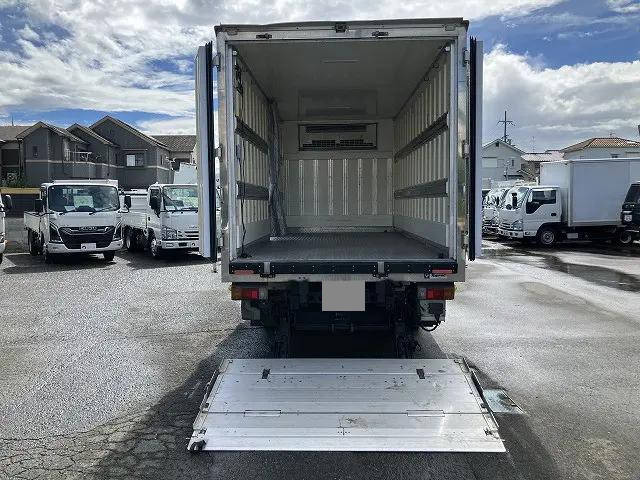 日野デュトロ冷凍車（冷蔵車）小型（2t・3t）[写真09]